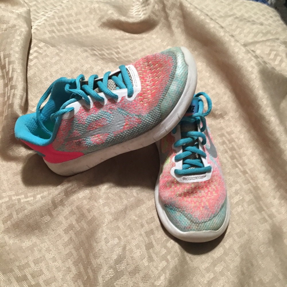 Little Girls Nike shoes
